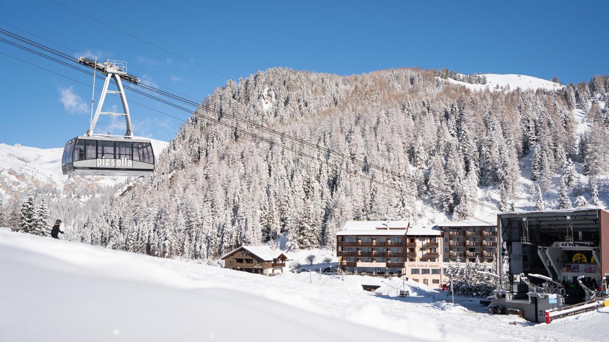 Hotel Plan De Gralba - Das Berghotel Selva di Val Gardena Kültér fotó