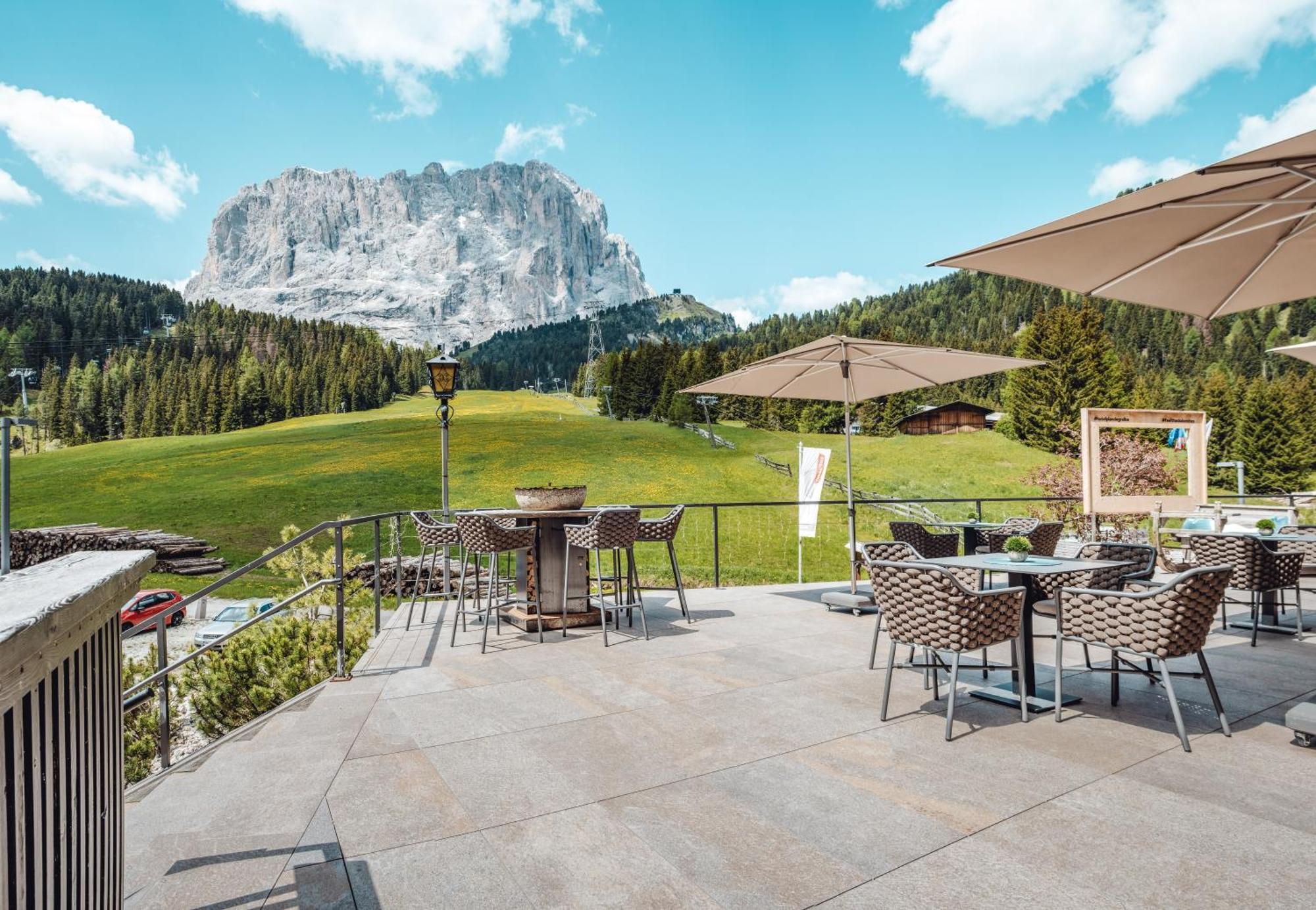 Hotel Plan De Gralba - Feel The Dolomites Selva di Val Gardena Kültér fotó