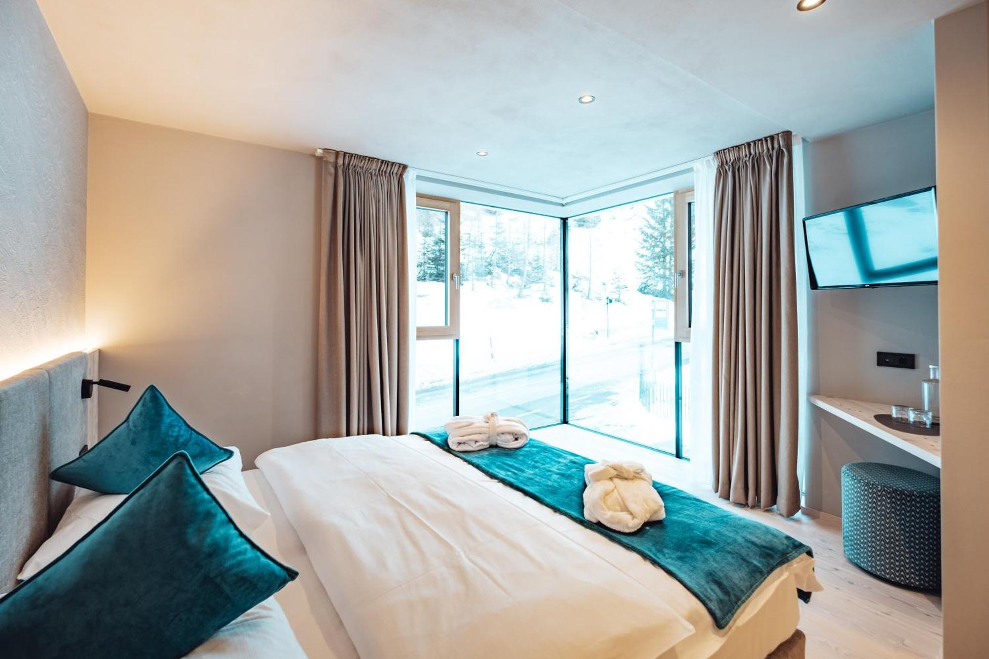 Hotel Plan De Gralba - Das Berghotel Selva di Val Gardena Kültér fotó